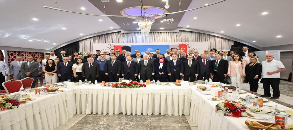 Vali Gül Bayrampaşa’da yoğun temaslarda bulundu