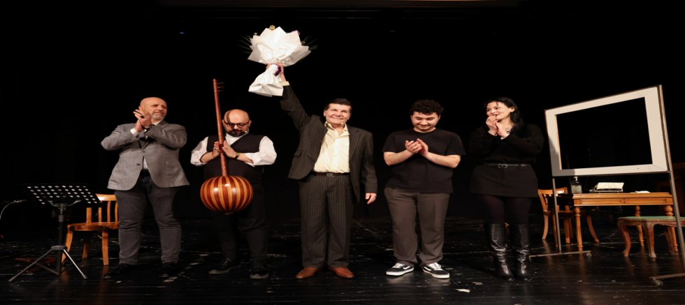 ‘VELİ’NİN OĞLU ORHAN’ KÜÇÜKÇEKMECE’DE SEYİRCİYLE BULUŞTU