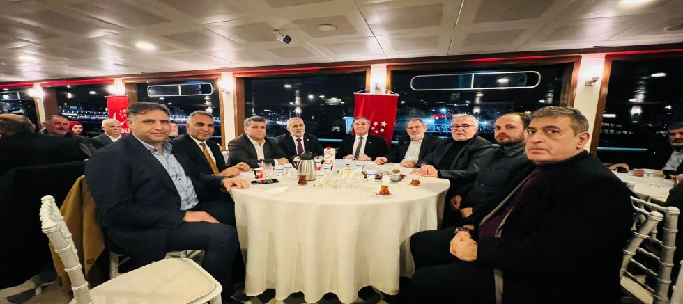 Yoğun Katılımla Gerçekleşen Saadet Partisi Sultangazi “Adalet Sofrası” İftar Programı