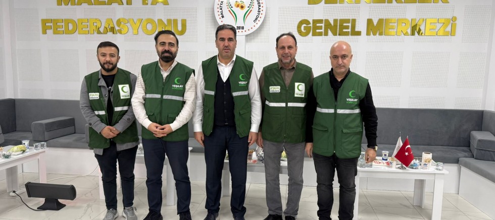 MADEF Genel Merkezi’nde Yeşilay Sultangazi’den Anlamlı Ziyaret