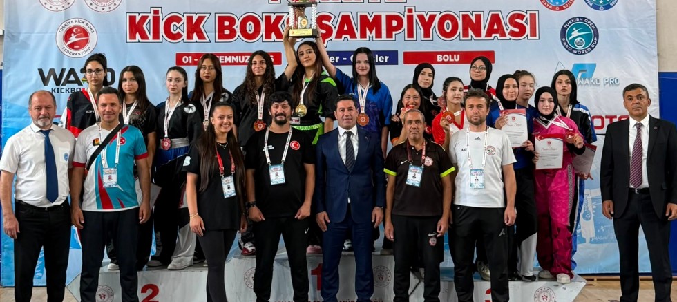 Mustafakemalpaşa’nın gururu Gizem Yıldız: Türkiye’yi Dünya Şampiyonası’nda temsil edecek