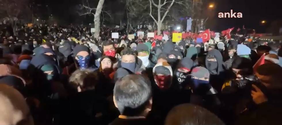 Özgür Çelik: 