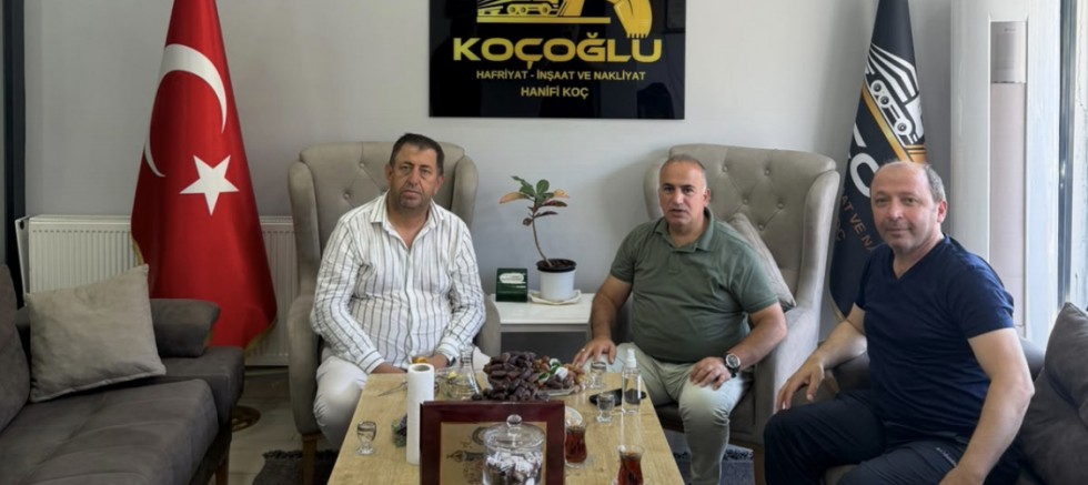 Sultangazi Belediye Başkan Yardımcısı Yakup Dalkılıç'tan Hanifi Koç'a Umre Ziyareti