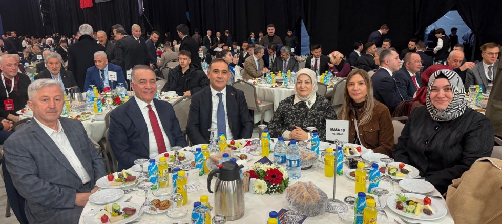 Sultangazi Belediye Başkanı Abdurrahman Dursun, Cumhurbaşkanı Erdoğan ile AK Parti İstanbul İftarında Buluştu