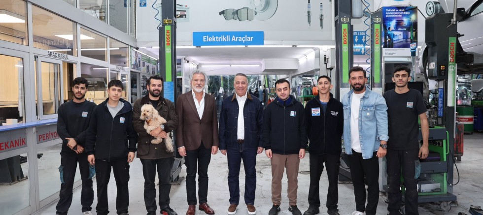 Sultangazi Belediye Başkanı Abdurrahman Dursun’dan Yüksel Silen’e Ziyaret