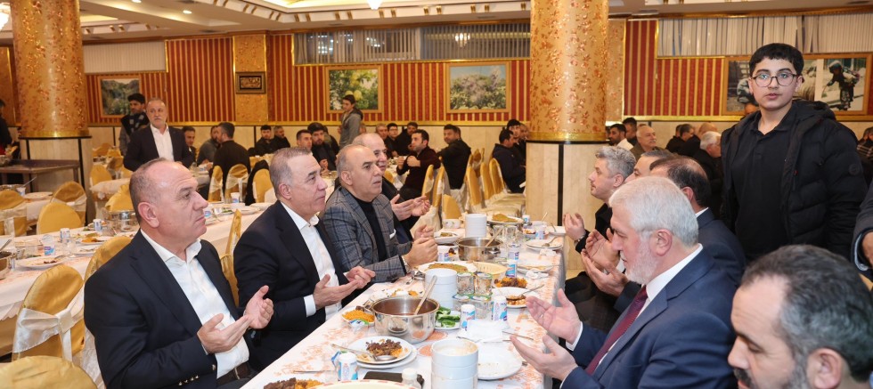 Sultangazi Belediye Başkanı Abdurrahman Dursun İftar Programında Hemşehrileriyle Buluştu