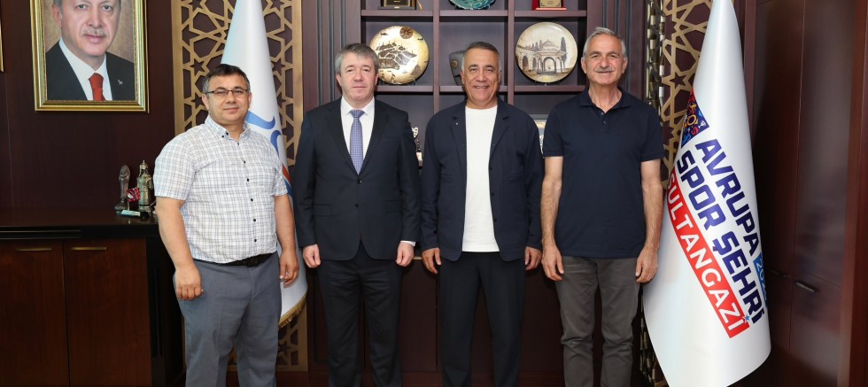 Sultangazi Belediye Başkanı Abdurrahman Dursun, İlçe Millî Eğitim Müdürü Necati Tekbaş’ı Ağırladı