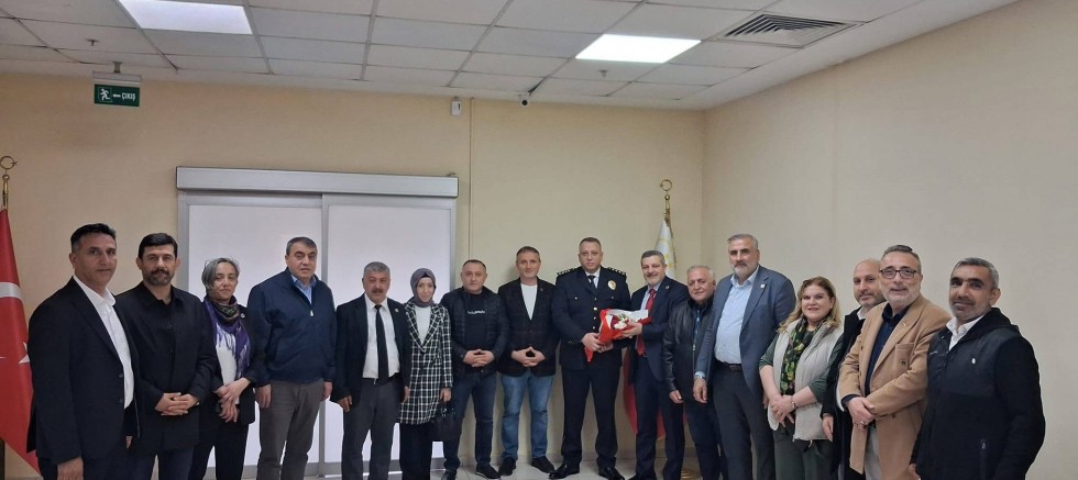 Sultangazi’de Polis Haftası Ziyareti: Muhtarlardan Emniyete Anlamlı Destek