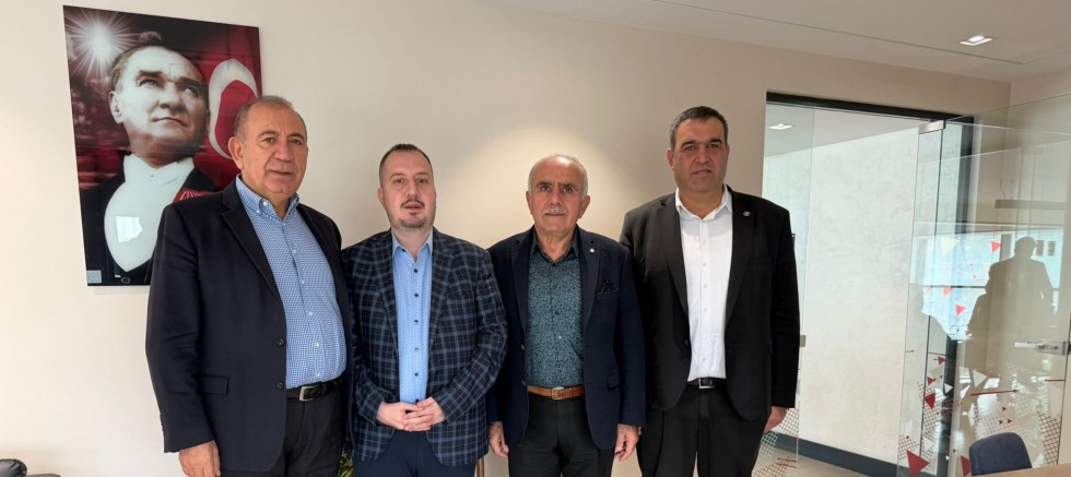 Sultangazi’de Tayfun Güler’den Gürsel Tekin’e Duygusal Mesaj