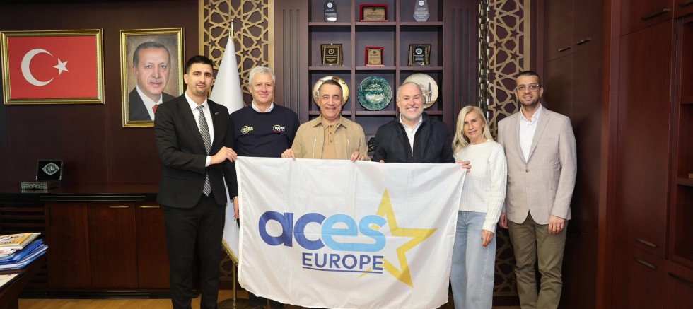 Sultangazi’de Uluslararası Spor Vizyonu Güçleniyor