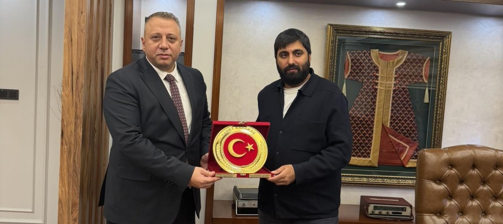 Sultangazi Emniyet Müdürlüğü’nden Dostlar İnşaat Ailesine Teşekkür Plaketi