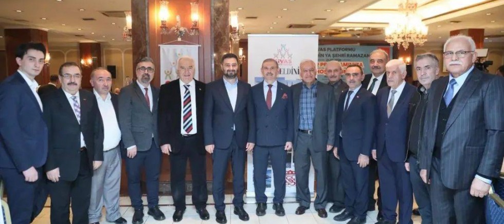 Sultangazi’li Sivaslılar İftar Sofrasında Buluştu