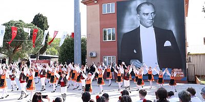 23 Nisan nedeniyle 10 ülkeden gelen 19 ekip Silivri’de ağırlandı