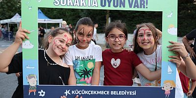 “3. GELENEKSEL SOKAKTA OYUN VAR” IN İLK GÜNÜNE BÜYÜK İLGİ
