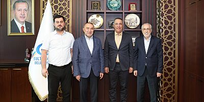 Abdurrahman Dursun, İsrafil Kışla ve Yusuf Tülün'ü Sultangazi'de Ağırladı