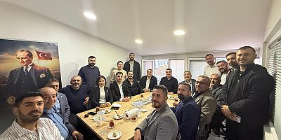 “ADD Sultangazi Şubesi’nde , her gün Atatürk Sevdalıları Buluşuyor”