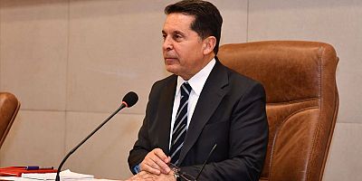 Ahmet Özer: 