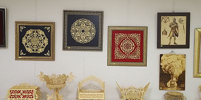 Ahşap El Sanatları Sergisi Kartal Belediyesi’nde Meraklılarını Bekliyor