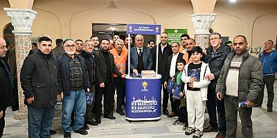 AK Parti Gaziosmanpaşa’dan Teravih Sonrası Lokum İkramı: “Bir Olmak Ruhumuzda Var”