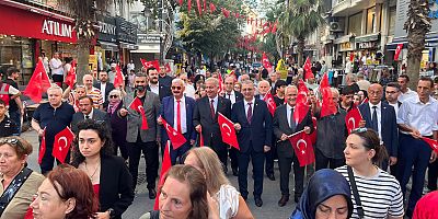 AK Parti Gaziosmanpaşa İlçe Başkanı İsmail Ergüneş, 30 Ağustos Zafer Bayramı Yürüyüşüne Katıldı