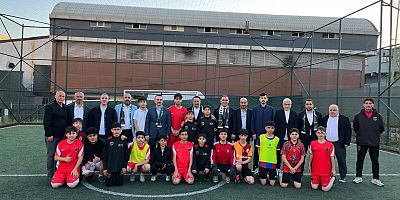 AK Parti Sultangazi’den Malkoçoğlu Mahallesi Spor Kulübü’ne Ziyaret
