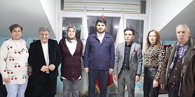 AK Parti Sultangazi Gençlik Kolları Başkanı Yunus Emre Yıldız, İstanbul Erzurumlular Derneği’nde Çay Sohbetine Katıldı