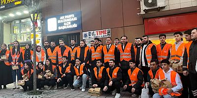 AK Parti Sultangazi Gençlik Kolları “İftara 5 Dakika Kala” Programında Hemşehrileriyle Buluştu