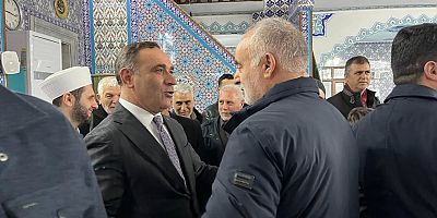 AK Parti Sultangazi İlçe Başkanı İmdat Kamacı, Aksa Camii’nde Teravih Namazına Katıldı