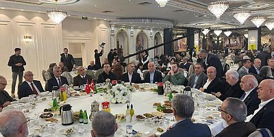 AK Parti Sultangazi İlçe Başkanı İmdat Kamacı, Hilal Alüminyum’un İftar Programına Katıldı