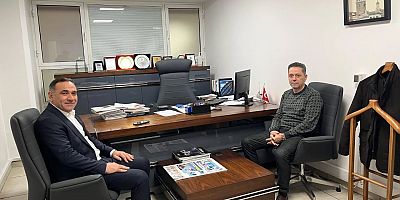 AK Parti Sultangazi İlçe Başkanı Kamacı’dan İzzet Açıkgöz’e İş Yerinde Ziyaret