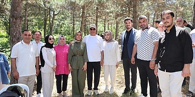 AK Parti Sultangazi Teşkilatı Piknikte Buluştu: Birlik ve Beraberlik Mesajı