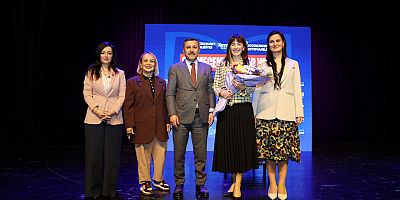 ‘AKADEMİSYEN ANNE’ KÜÇÜKÇEKMECE’DE