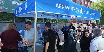Arnavutköy Belediyesi YKS'de Öğrencilerin ve Ailelerin Yanında