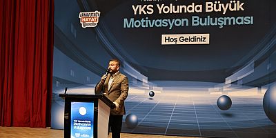 Arnavutköy’de YKS’ye Hazırlanan Gençlere Büyük Motivasyon Desteği