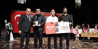 Ata’ya Özlem Şiir Okuma Yarışması’nda Duygulu Anlar Yaşandı