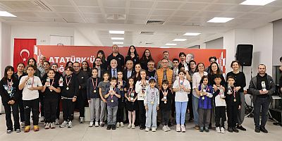 ATATÜRK’Ü ANMA BOĞAZİÇİ SATRANÇ TURNUVASI YOĞUN KATILIMLA GERÇEKLEŞTİ