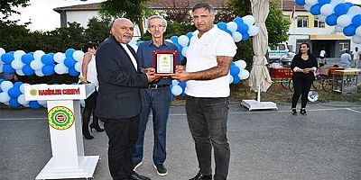 Av. Ali Acar’a Habipler Cemevi’nden Anlamlı Plaket