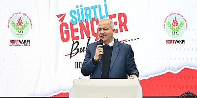 Av. İsmail Ergüneş, Siirt Vakfı Gençlik Buluşmasına Katıldı