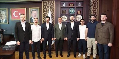 Başkan Abdurrahman Dursun’dan Gençlik Kolları Yöneticilerine Ev Sahipliği