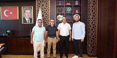 Başkan Abdurrahman Dursun, Farklı Kurum ve STK Temsilcilerini Sultangazi'de Ağırladı
