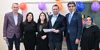 BAŞKAN BAHÇETEPE’DEN, AYŞEGÜL’E KARNE HEDİYESİ