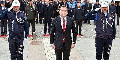 Başkan Balcıoğlu, 18 Mart nedeniyle çelenk sunma törenine katıldı