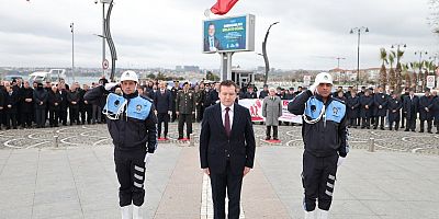 Başkan Balcıoğlu, Çanakkale Zaferi’nin 110. Yılında Atatürk Anıtına Çelenk Sundu