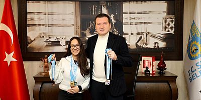 Başkan Balcıoğlu, Nil Şahin’i Makamında Ağırladı