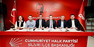 Başkan Balcıoğlu örgüt toplantısında konuştu: “Bana oy verenin de başkanıyım, oy vermeyenin de başkanıyım”