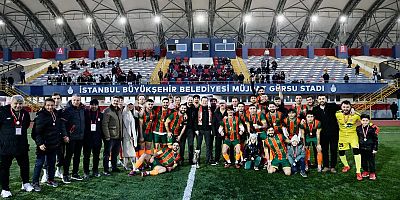 Başkan Balcıoğlu, Selimpaşaspor’un Şampiyonluk Coşkusuna Ortak Oldu