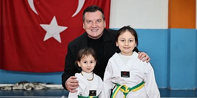 Başkan Balcıoğlu, Silivri Taekwondo Kulübü’nün düzenlediği kuşak törenine katıldı
