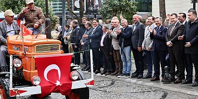Başkan Balcıoğlu, traktör kortejine katıldı