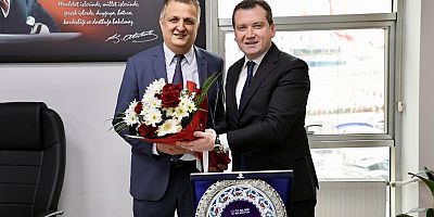 Başkan Balcıoğlu, Vergi Haftası Kapsamında Silivri Vergi Dairesi Personeliyle Buluştu