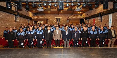 Başkan Balcıoğlu, Zabıta Müdürlüğü ve Afet İşleri Müdürlüğü ile toplantı yaptı